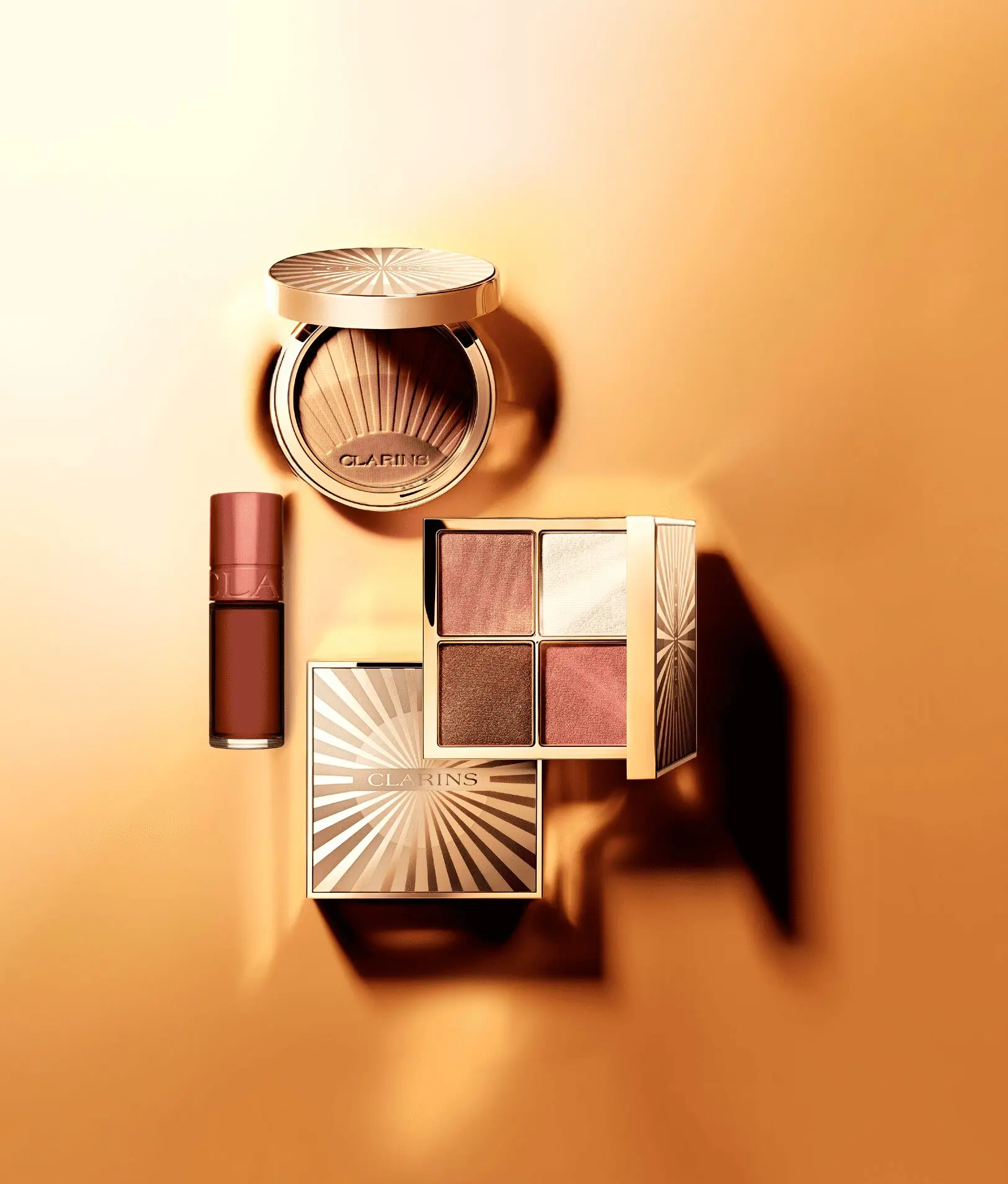 Clarins Make-up Estate 2025: glow dorato e texture leggere