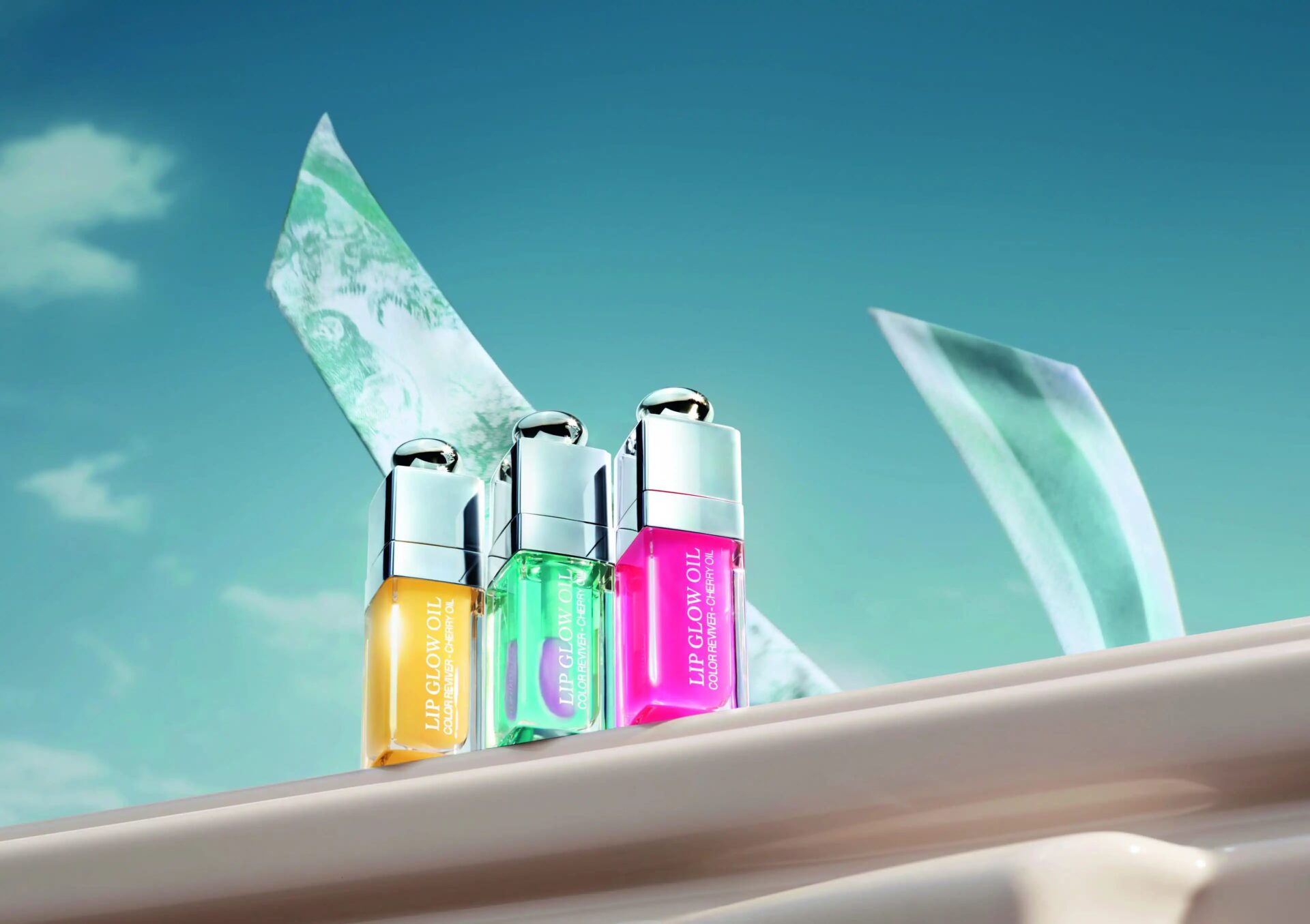 Dior Make-Up Estate 2025: rosa, corallo e luce couture - Le Shopping News Il Magazine per gli Appassionati di Moda e Tendenze