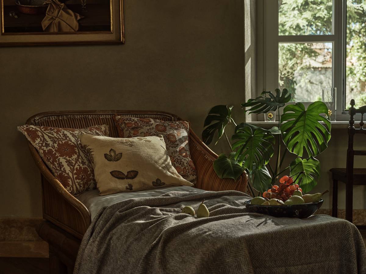 Coincasa-collezione-autunno-2025-arredo-tessili-e-tavola-15 Fall in Bloom Coincasa: la collezione autunno 2025 per la casa