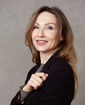 Basilare_Luisa-Barbieri-4-scaled-e1759962195405-280x348 Basilare essenza della bellezza: skincare naturale di lusso