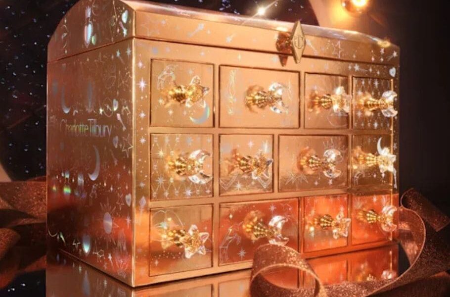 LeShoppingNews-Calendario-Avvento-Charlotte-Tilbury- Calendari dell’Avvento beauty 2025, un trend in continua crescita