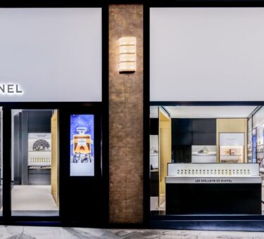 Chanel inaugura la Fragrance & Beauty Boutique nel cuore di Bologna