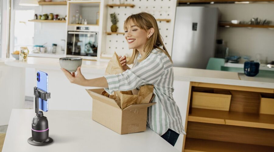 Scopri gli accessori tech Cellularline e Music Sound, idee regalo smart, trendy e utili per un Natale innovativo. Non farti trovare impreparato!