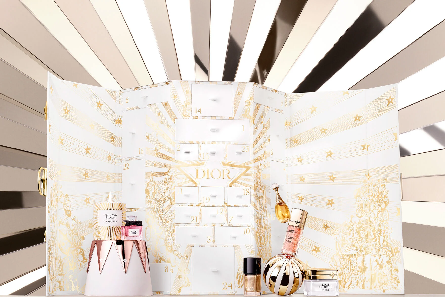 LeShoppingNews-Il-calendario-dellAvvento-Dior-reinterpreta-con-poesia-e-magia-la-storica-sede-al-30-Avenue-Montaigne Calendari dell’Avvento beauty 2025, un trend in continua crescita