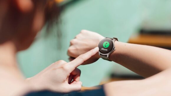 Progetto-senza-titolo-2025-11-13T190606.501-580x326 Idee regalo tech natalizie con Cellularline e Music Sound