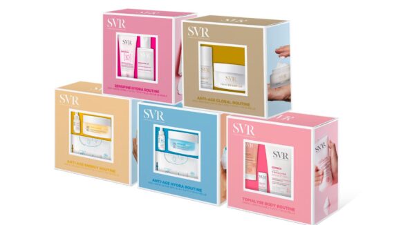 Progetto-senza-titolo-79-580x326 Cofanetti beauty per Natale 2025: regala skincare e magia sotto l’albero