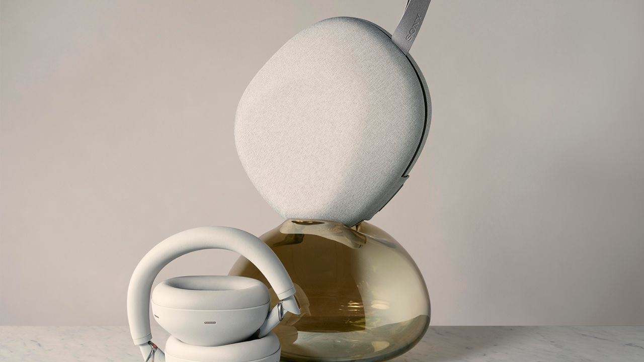 Progetto-senza-titolo-2025-12-10T181818.684 Idee regalo Natale 2025: ispirazioni tech (e non solo) per sorprendere tutti