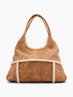 Deichmann_19-99euro-280x373 Deichmann per l’inverno 2026 propone scarpe e borse all'insegna delle Milano Cortina vibes