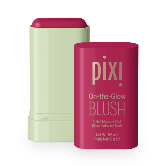 PIXI_On-The-Glow-Blush-Ruby-580x580 Il beauty trend del momento? The Snow Angel make - up