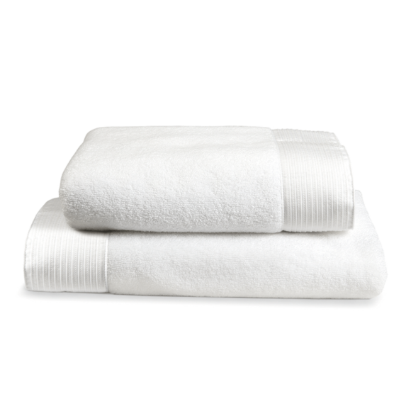 odeon-telo-580x580 Pantone 2026: anche la casa si veste di Cloud Dancer