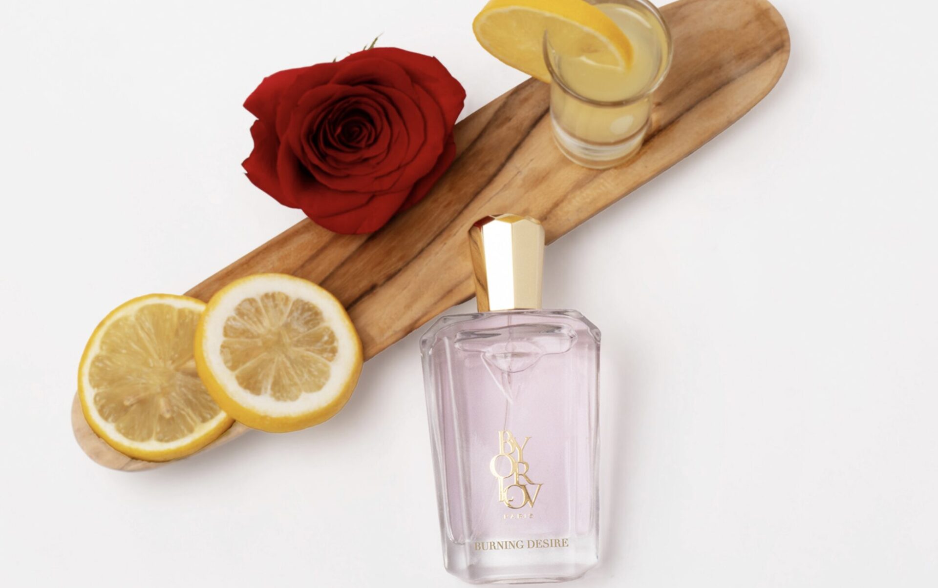 LeShoppingNews-Il-fascino-di-Orlov-Paris-incontra-il-lusso-regale-di-Bridgerton-1-2 Il fascino di Orlov Paris incontra il lusso regale di Bridgerton