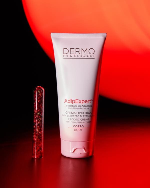 adipexpert-dermophisiologique-crema-lipolitica-1 AdipExpert™ di Dermophisiologique: la nuova linea corpo professionale contro adiposità e cellulite