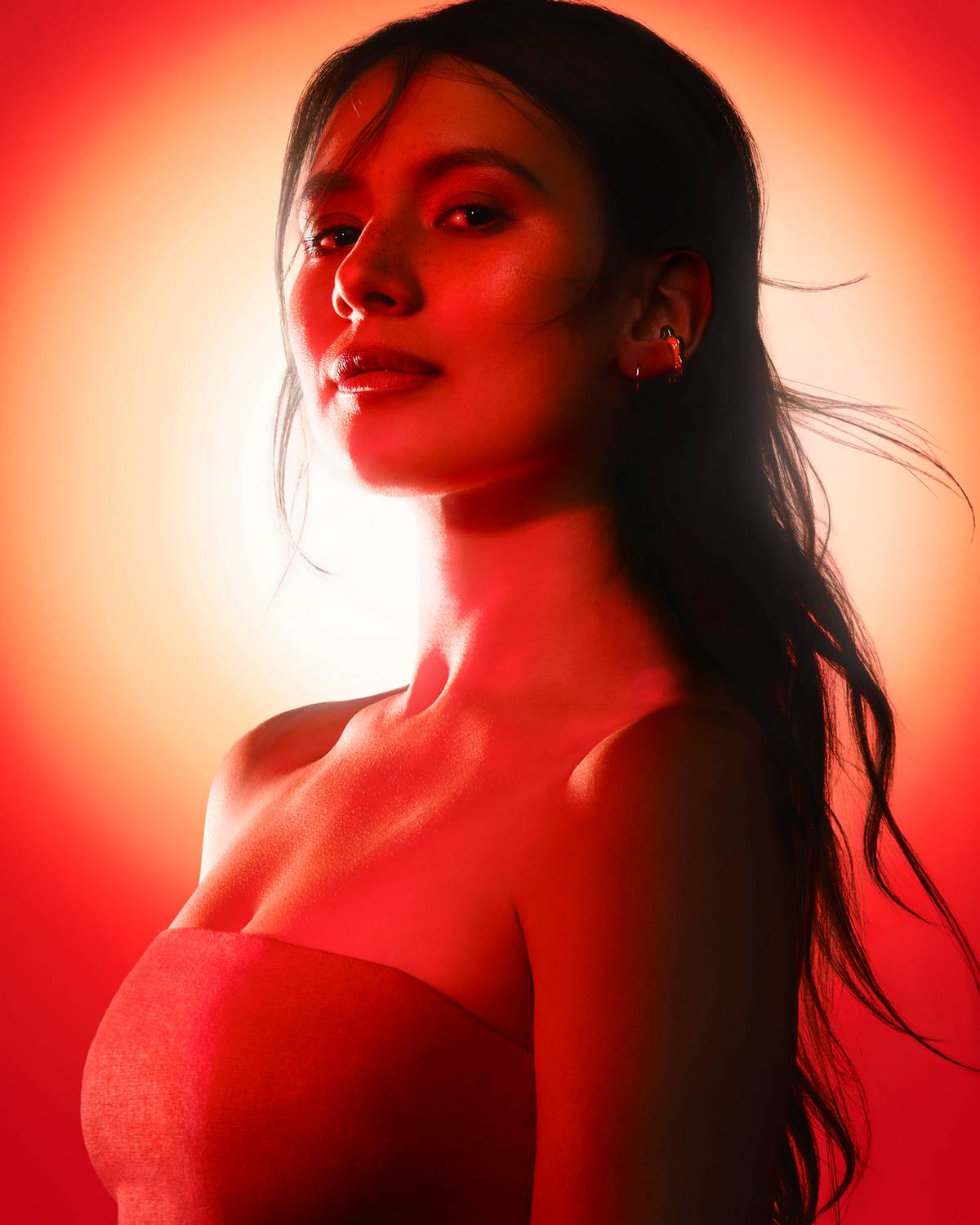 Kenzo-Le-Rouge-Flower-campagna Kenzo Le Rouge Flower profumo 2026 note rosa vaniglia muschio