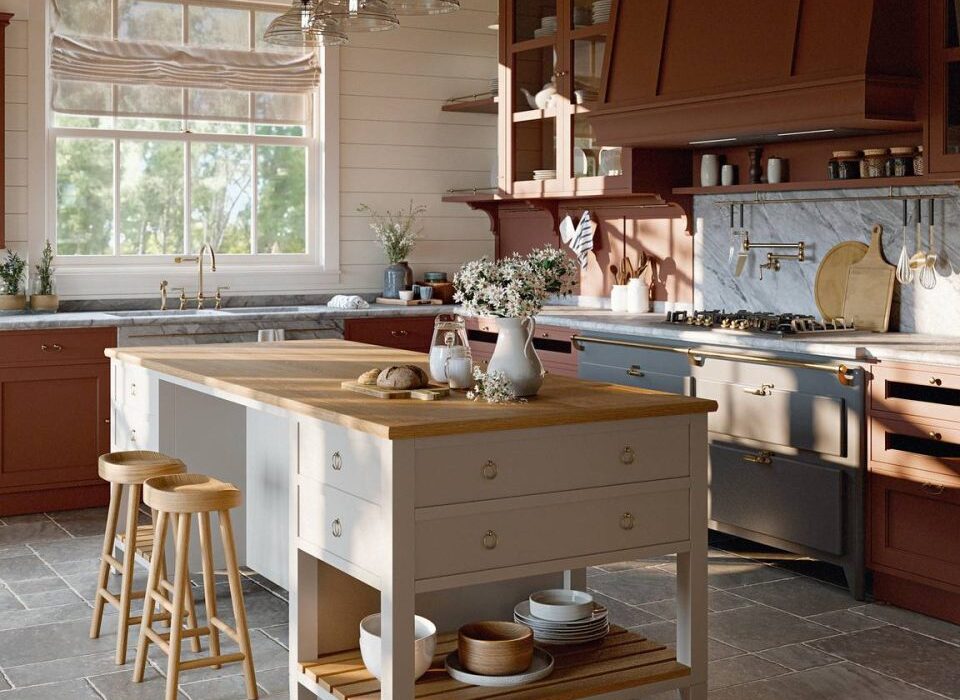 Marchi Cucine compie 50 anni e presenta Adalise, la nuova cucina country chic in spicy red che ridefinisce l'abitare
