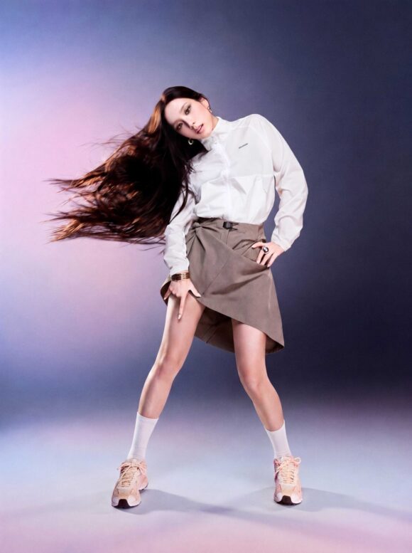 SALOMON-JISOO_Global-Ambassador-580x777 Salomon JISOO Global Ambassador: la star del K-pop nuovo volto del brand