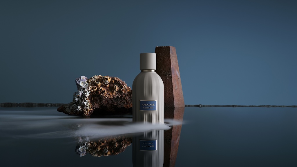 Profumo Amouage Elsewhere: la nuova fragranza ispirata al viaggio tra magia, emozioni e scoperta