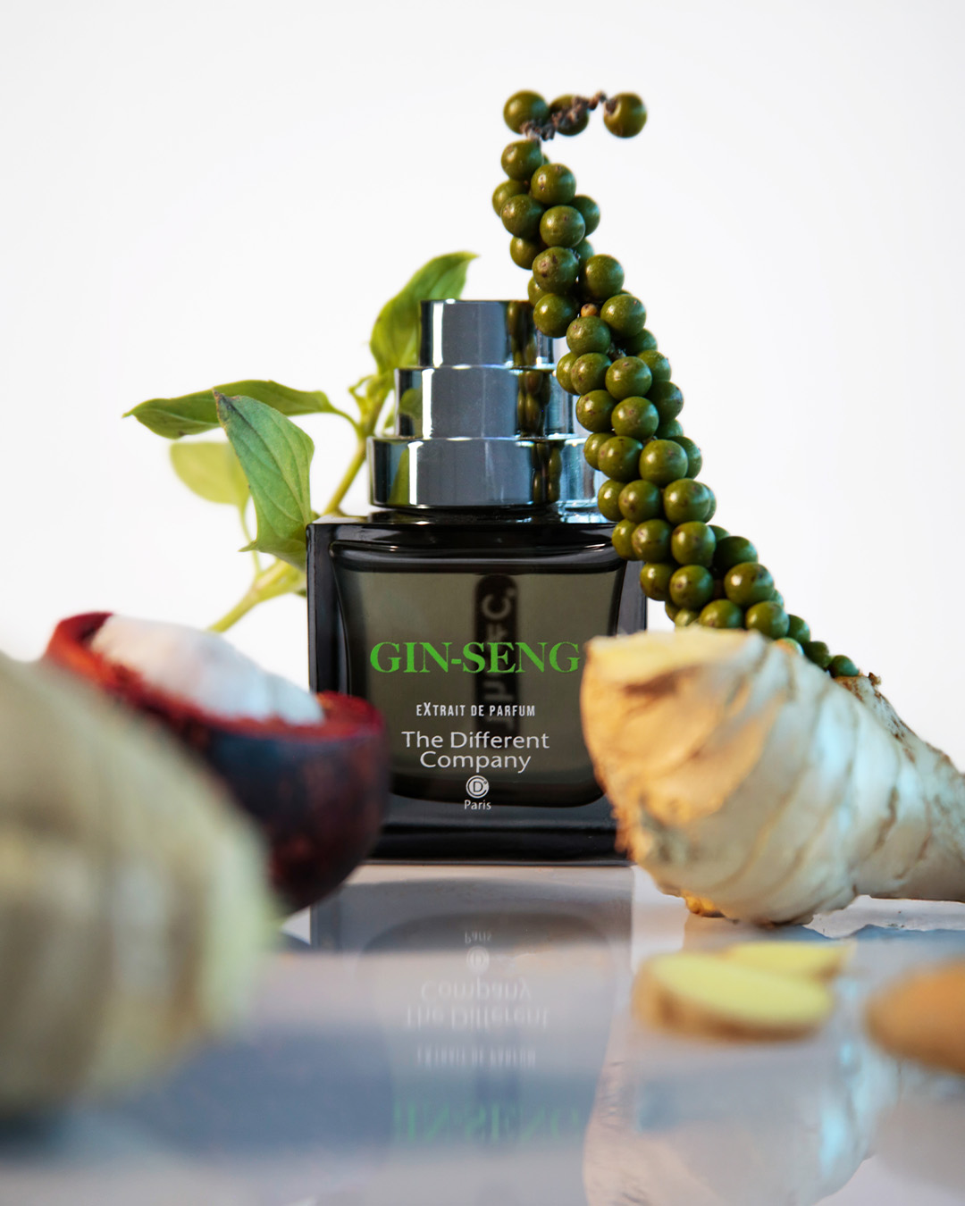 Copie-de-XX-GS1 Olfattorio Bar à Parfums e The Different Company presentano Extraits Extrêmes