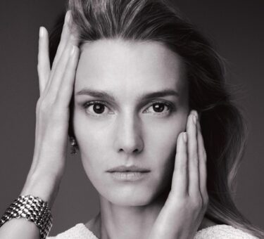 LE LIFT Chanel: la nuova skincare che sfida il tempo e ridefinisce l’ovale