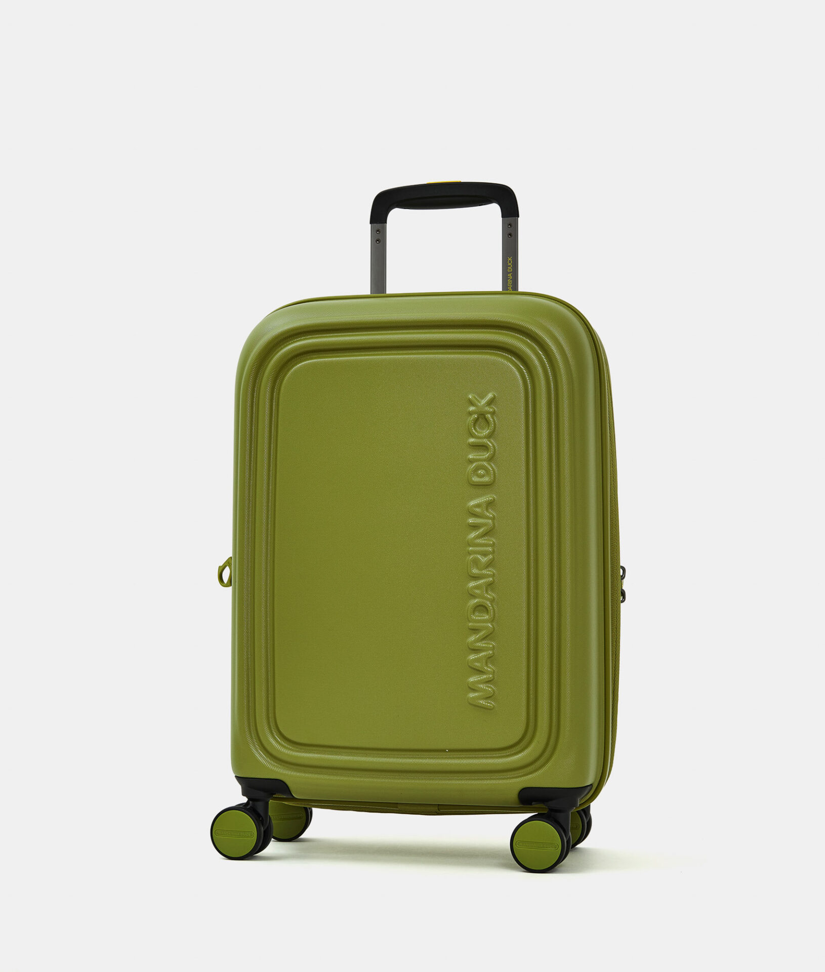 P10SZV34_B08_S_0416 Logoduck+ by Mandarina Duck: il viaggio cambia tono