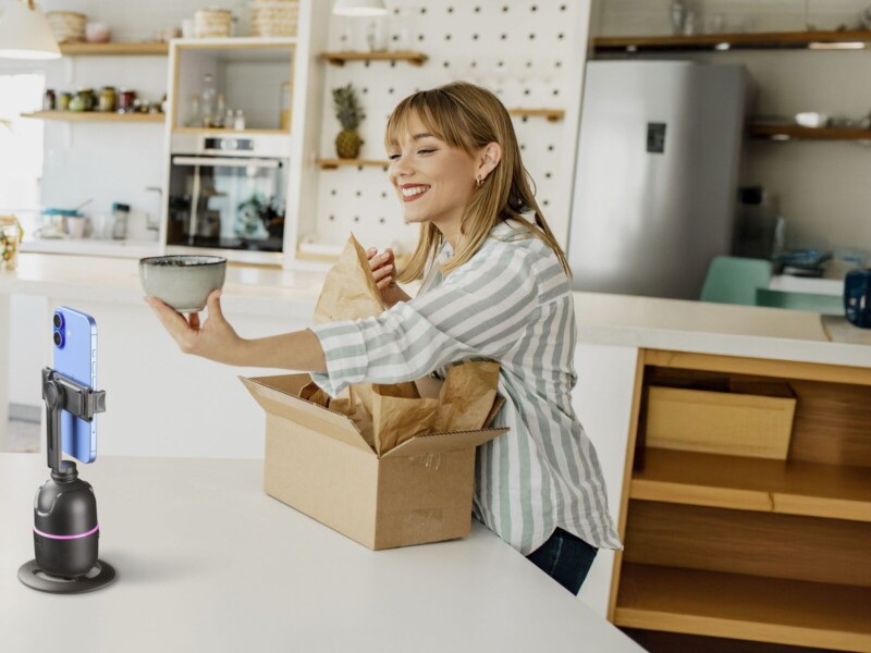 LeShoppingNews-Idee-regalo-tech-natalizie-con-Cellularline-e-Music-Sound-BTFACECAMK-10-EMOTIONAL-HR-7m2yklqojiwd5j4dcus5vlzz3wwwm62h6girzlvfxkq Home